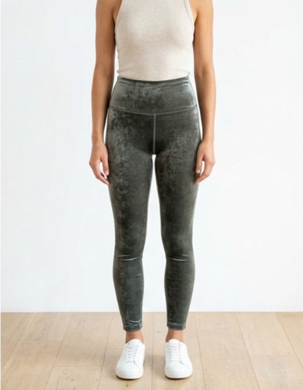 Spanx Leggings Women’s Small Petite Dark Palm Velvet High Waist Luxe NWT